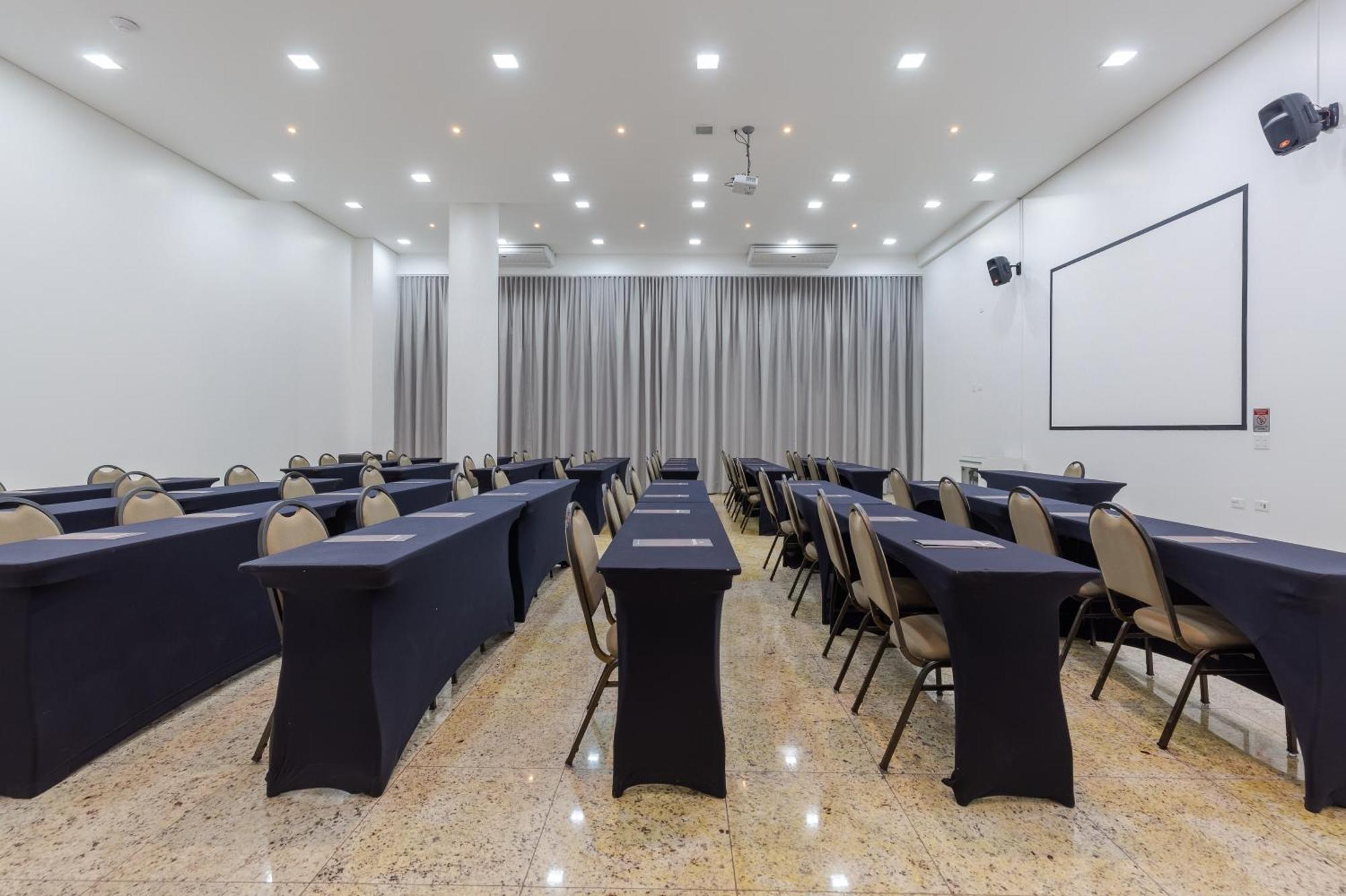 Nohotel Premium 아메리카나 외부 사진